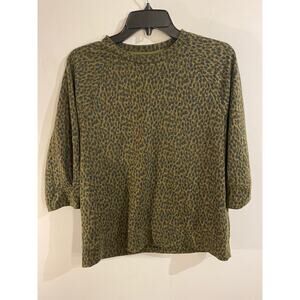 Green Black Animal Print Top‎ Blouse SZ S Soft 3/4 Sleeve Career Casual Date